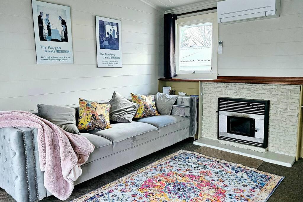 Cosy Lockwood In Town Villa Taupo Kültér fotó